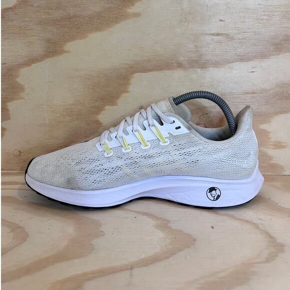 Nike - Air Zoom Pegasus 36 - Running Shoes - White - Women's - 9 - BV5740-101 - Picture 4 of 9